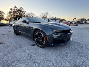 Chevrolet Camaro 2022 d'occasion en excellent état - Product Image 4