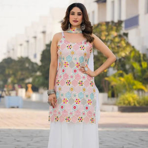 เสื้อผ้าสไตล์ปากีสถานปักลายแบบ Chinon Kameez สำหรับผู้หญิงชุดปาร์ตี้ฤดูร้อนเทศกาลฤดูหนาวแบบอินเดีย - Product Image 1