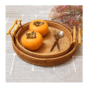 Bandeja de ratán de forma redonda de alta calidad con asa, cesta de almacenamiento de bebidas artesanal ecológica multifunción hecha en Vietnam - Product Image 5