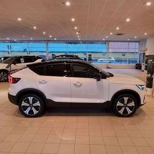 Volvo C40 2023, SUV/Crossover Eléctrico Recargable, Twin Plus, Automático, de Lujo - Product Image 2