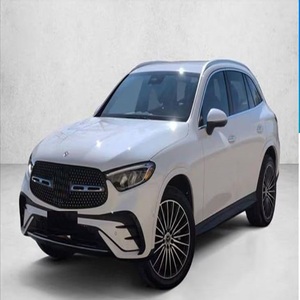GLC-Class GLC 350e 4MATIC 2025 ®   SUV 4 portes à traction intégrale (2.0L 4 cylindres turbo essence/hybride rechargeable électrique 9A) - Product Image 1