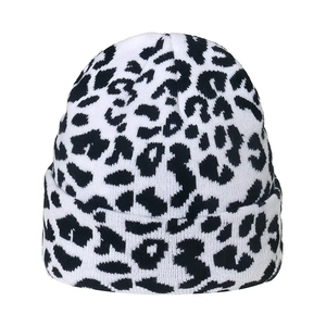 Gorros de Punto Personalizados al por Mayor, Gorro de Invierno Cálido de Ganchillo para Mujer, Gorro de Hombre 100% Acrílico Ajustable - Product Image 5