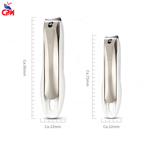 Coupe-ongles de qualité professionnelle en acier inoxydable, lame ultra-affûtée, outil de manucure et de pédicure, design de préhension sécurisé - Product Image 4