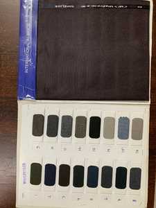 Tissu de costume en laine de polyester tissé le plus vendu, style slub lourd, uni teint pour vêtements pour garçons - en provenance d'Inde - Product Image 5