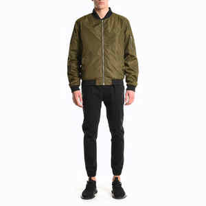 Chaqueta Bomber Personalizada de Alta Gama para Hombre, Producto Más Vendido, Mejor Tela, Chaqueta Bomber Universitaria para Hombre - Product Image 6