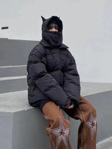 Veste bouffante chaude d'hiver avec logo brodé sur mesure pour hommes, capuche, fermeture éclair, imperméable, coupe-vent, style bulle, en coton - Product Image 5