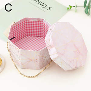 Caja de regalo Octágono floral TRIHO de papel reciclado con laminación mate y caja de grabado con tapa - Product Image 6