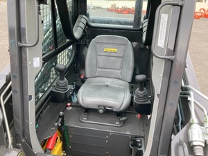 Usado 2023 New And Holland C332 Cargador de orugas compacto para la venta - Product Image 4