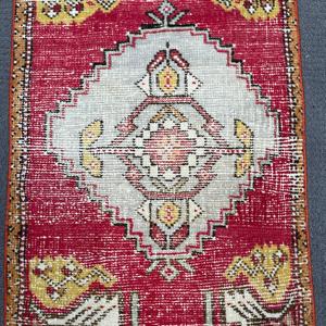 Rug, 1.6x3.3 ft Vintage Rug, <b>Red</b> Floral Rug <b>Wool</b> - Product Image 5