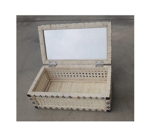 Cajas de exhibición de ratán y caña cooperativa creativa con tapa de vidrio, Juego de 2 cajas de ratán rectangulares para decoración de jardín y hotel - Product Image 1