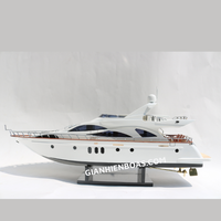 MODÈLE DE YACHT MODERNE AZIMUT 80 PRÊT POUR LE RADIO-CONTRÔLE / BATEAUX MODÈLE ARTISANAL / MODÈLE DE YACHT MODERNE