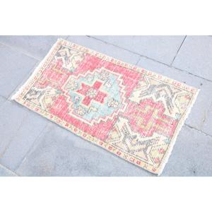 Rug, 1.7x2.9 ft Vintage Rug, <b>Red</b> Check Rug <b>Wool</b> - Product Image 2