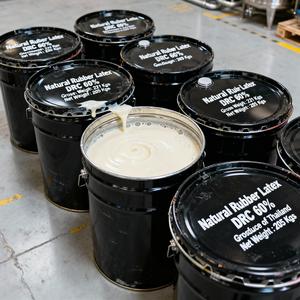 60% DRC Medium Ammonia Latex MAL for Industrial Coatings Adhesives and Foam Bedding Production - Product Image 4