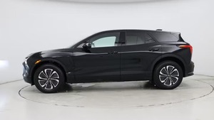 Chevrolet Blazer EV LT AWD 2025 d'occasion en excellent état - Product Image 4