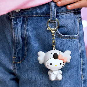 Venta al por mayor plástico Anime llaveros personalizados Hellokitty llaveros niños regalos para niñas niños Sbabam - Product Image 4
