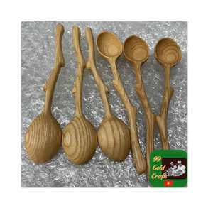 Cuillère en bois naturel élégante pour la cuisson, remuer et servir des ustensiles de cuisine écologiques durables faits à la main pour un usage quotidien - Product Image 6