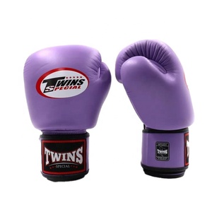 ถุงมือมวยไทยคุณภาพสูงแบบมืออาชีพ รุ่นคู่แฝด ออกแบบโลโก้ได้ตามต้องการ ผลิตแบบ OEM ถุงมือศิลปะการต่อสู้หนังแท้ - Product Image 5