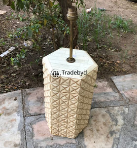 Lámpara LED E26 AC de Lujo Hecha a Mano con Incrustaciones de Hueso, Ecológica y Regulable para Decoración Moderna del Hogar y Hoteles Tradebyd - Product Image 4