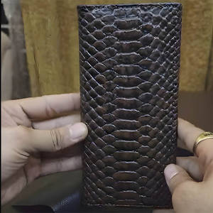 Cartera Larga de Lujo con Textura Marrón para Hombre y Mujer, con Múltiples Ranuras para Tarjetas y Bolsillo con Cremallera, Organizador de Efectivo Delgado y Duradero - Product Image 1