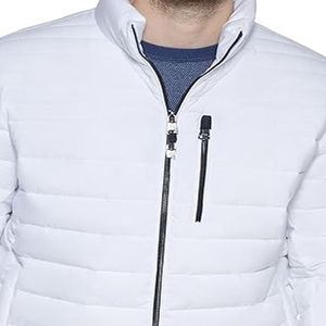 เสื้อแจ็คเก็ตพัฟเฟอร์แบบมีฮู้ดบุหนา กันน้ำ ใส่ได้ทั้งชายและหญิง พร้อมโลโก้สั่งทำได้ เหมาะสำหรับใส่ลำลองในฤดูหนาว เพื่อความสบายในการใช้งานในชีวิตประจำวัน - Product Image 2