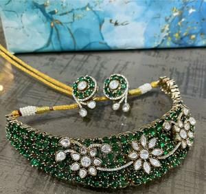 ชุดสร้อยคอทองชุบคุณภาพสูงประดับด้วยพลอยคันดัน พร้อมต่างหู สำหรับงานแต่งงานและงานเลี้ยง สำหรับผู้หญิง - Product Image 1