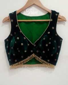 เสื้อส่าหรีแขนกุดผ้ากำมะหยี่ปักลายสำหรับสาวๆ - Product Image 2
