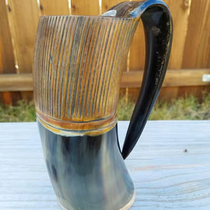 แก้วน้ำวัวแท้คุณภาพดีที่สุด แบบวิกิ้ง พร้อมหนังหุ้ม มีจำหน่ายจำนวนมาก - Product Image 1