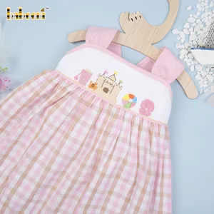 Sandy lâu đài tay smocked sundress OEM ODM tùy chỉnh làm bằng tay trẻ em smocked quần áo bán buôn smocked dress-bb3012