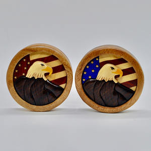 แม่เหล็กติดตู้เย็นไม้แกะสลักรูปนกอินทรีหัวล้านแบบแฮนด์เมดประเทศ - Product Image 5