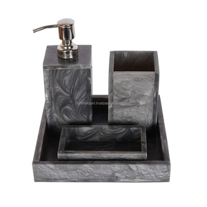 Juego de accesorios de baño de resina gris de estilo moderno Juego de accesorios de baño de lujo para el hogar/uso en hoteles de la India por RF Crafts - Product Image 1