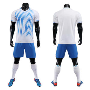 Conjuntos de uniformes de fútbol en blanco lisos personalizados para hombres Diseña tu propio equipo, uniformes de entrenamiento de fútbol, uniformes de fútbol baratos 2025 - Product Image 2
