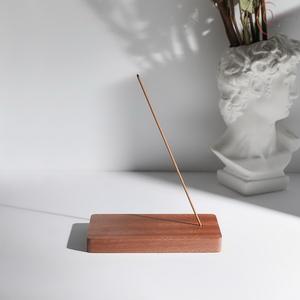 Caja Quemadora de Incienso de Madera Religiosa de Alta Calidad con Acabado Liso, 100% Natural y Duradera para un Uso Seguro, Limpio y Prolongado - Product Image 1