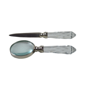 Loupe de conception moderne au design élégant avec poignée noire, idéale pour la lecture de cartes et de livres - Product Image 6