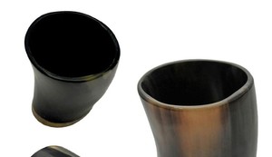 Auténtica copa de cóctel de cuerno hecha a mano, respetuosa con el medio ambiente, reciclable, de primera calidad, accesorio para fiestas y bares para hogares modernos - Product Image 2