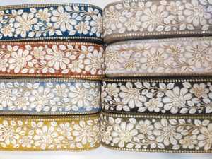 Dentelle florale brodée multicolore, accessoires de robe de mariée, dentelle de modification de bordure, dessins et couleurs personnalisés blancs - Product Image 2