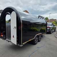Camion alimentaire noir en fibre de verre personnalisé de 10 pieds remorque mobile standard USA pour pizzas et hot dogs avec friteuse remorque pour snacks et aliments