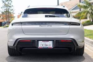 2023 pour Taycan GTS Sport Turismo 590 hp EV Sport coupé AWD paquet Premium boîte de vitesses automatique lumière gauche cuir Lithium - Product Image 6