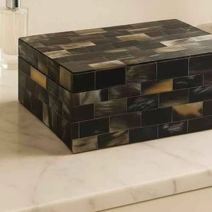 Caja de Cuerno de Búfalo para Joyas y Almacenamiento de Regalos - Interior Suave para Artículos Delicados de Alta Calidad - Product Image 1