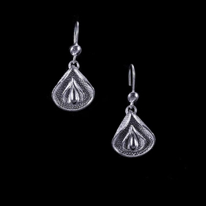 ต่างหูเม็ดกลมสีเงินแท้คุณภาพสูงสำหรับผู้หญิงเครื่องประดับแฟชั่นแวววาวแวววาวแวววาวส่งตรงจากอินเดีย - Product Image 1