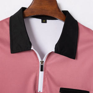 เสื้อโปโลลายทางน้ำหนักเบาทำขึ้นสำหรับผู้ชายที่กำลังมองหาความสบายและสไตล์เหนือกาลเวลา - Product Image 3