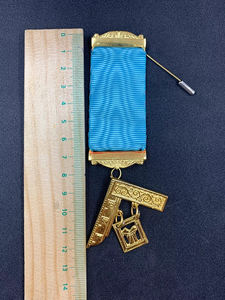 Masonic Craft Lodge Officer Past Master Breast Jewel Desgaste masónico y joyas de alta calidad por encargo Regalia Chest Tag Jewels - Product Image 3