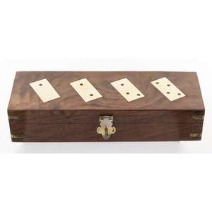 Boîte de jeu de dominos en bois naturel artisanale, fabrication sur mesure - Product Image 4