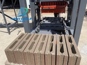 Nóng bán 4-24 bán tự động Máy làm gạch đất sét nhỏ Máy làm gạch khối rỗng Máy làm khối bê tông khối - Product Image 6