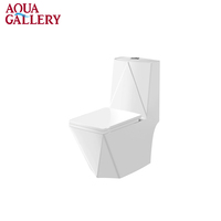 Placard d'eau moderne de couleur blanche WC cuvette de toilette en porcelaine salle de bain commode toilette une pièce ensemble de toilette