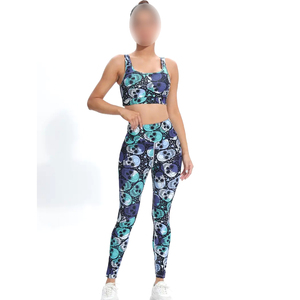 Bon fournisseur, service OEM ODM, ensemble de 2 pièces : haut de sport à imprimé tête de mort et short taille haute imprimé, tenue de course slim, soutien-gorge et leggings - Product Image 1