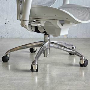 Silla Ergonómica de Malla Elevable Sihoo A3/Doro C300 con Reposacabezas Ajustable, Diseño Moderno, Altura Ajustable, Material de Espuma y Tela - Product Image 4