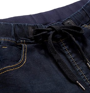 กางเกงขาสั้นผ้ายีนส์ของผู้ชาย2025ชุดกีฬากันรอยยับสำหรับเล่นกีฬาออกแบบโลโก้ได้ตามต้องการดีไซน์แบบระบายอากาศล่าสุดรูปแบบของแข็งขายดี - Product Image 5