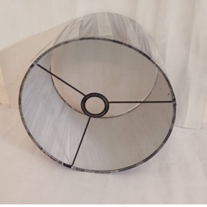 Abat-jour en tissu de lin conique moderne de luxe personnalisé, fait à la main, écologique, léger, avec clip papillon pour les abat-jour d'hôtel - Product Image 1