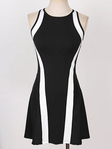 Tenue de tennis pour femmes de haute qualité au design moderne, tissu respirant, logo frontal, couleurs/tailles personnalisables - Product Image 4