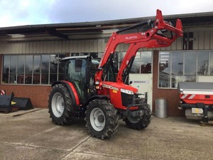 รถแทรกเตอร์ฟาร์ม Massey Ferguson MF1204 70 แรงม้า 4WD รุ่นพรีเมียม มือสอง สำหรับขับเคลื่อนด้วยระบบเกียร์เครื่องยนต์  รถแทรกเตอร์ล้อยางสำหรับงานเกษตรหนัก - Product Image 6